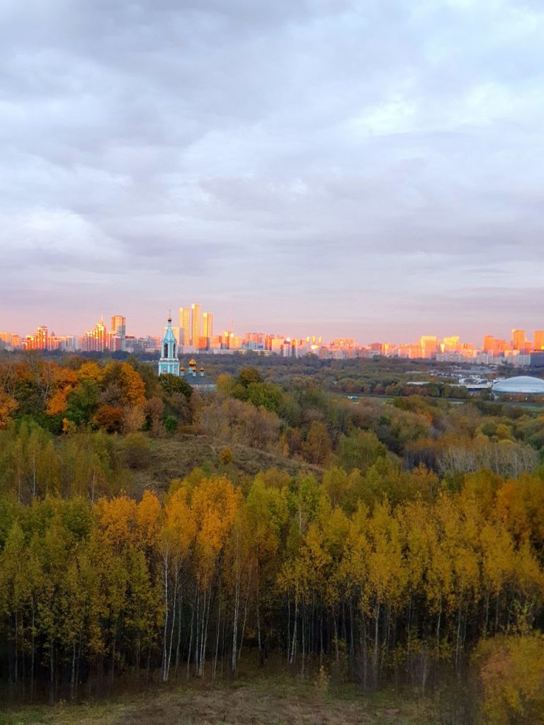 Розовый город. Москва. Октябрь 2024
